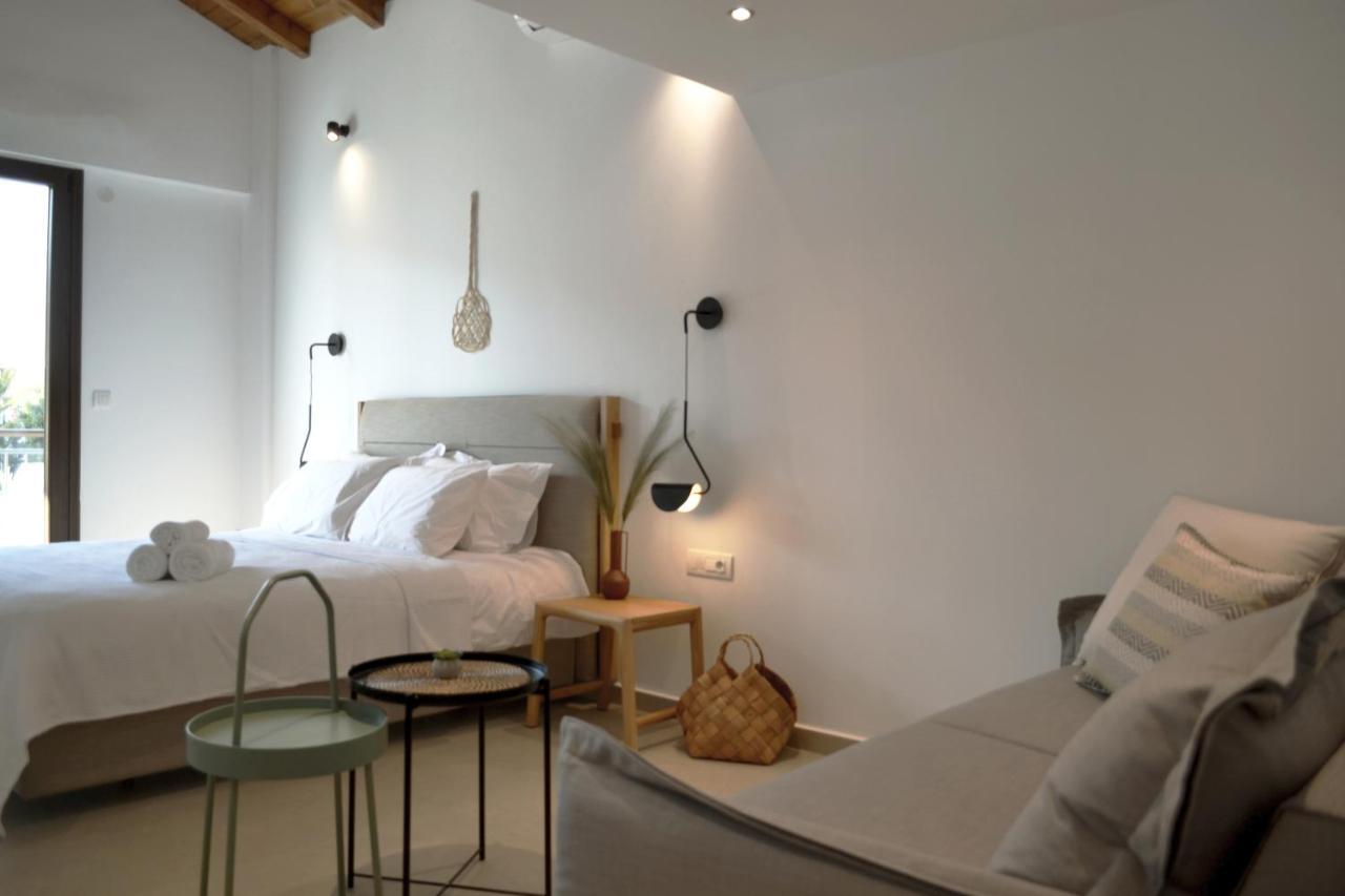 Iades Suites Afytos Exterior photo
