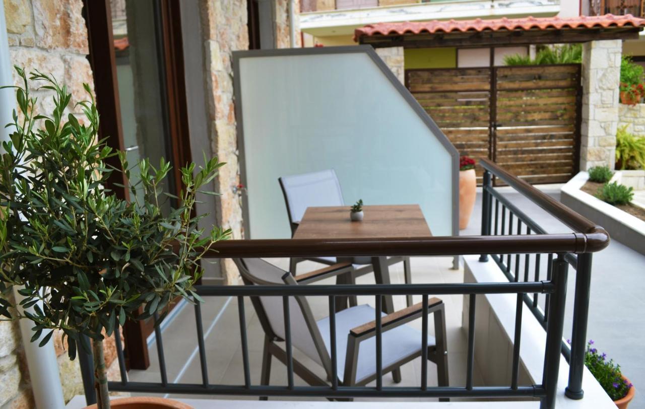 Iades Suites Afytos Exterior photo