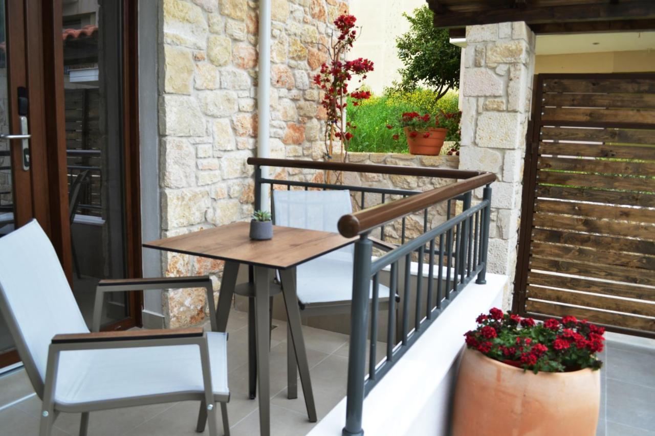 Iades Suites Afytos Exterior photo